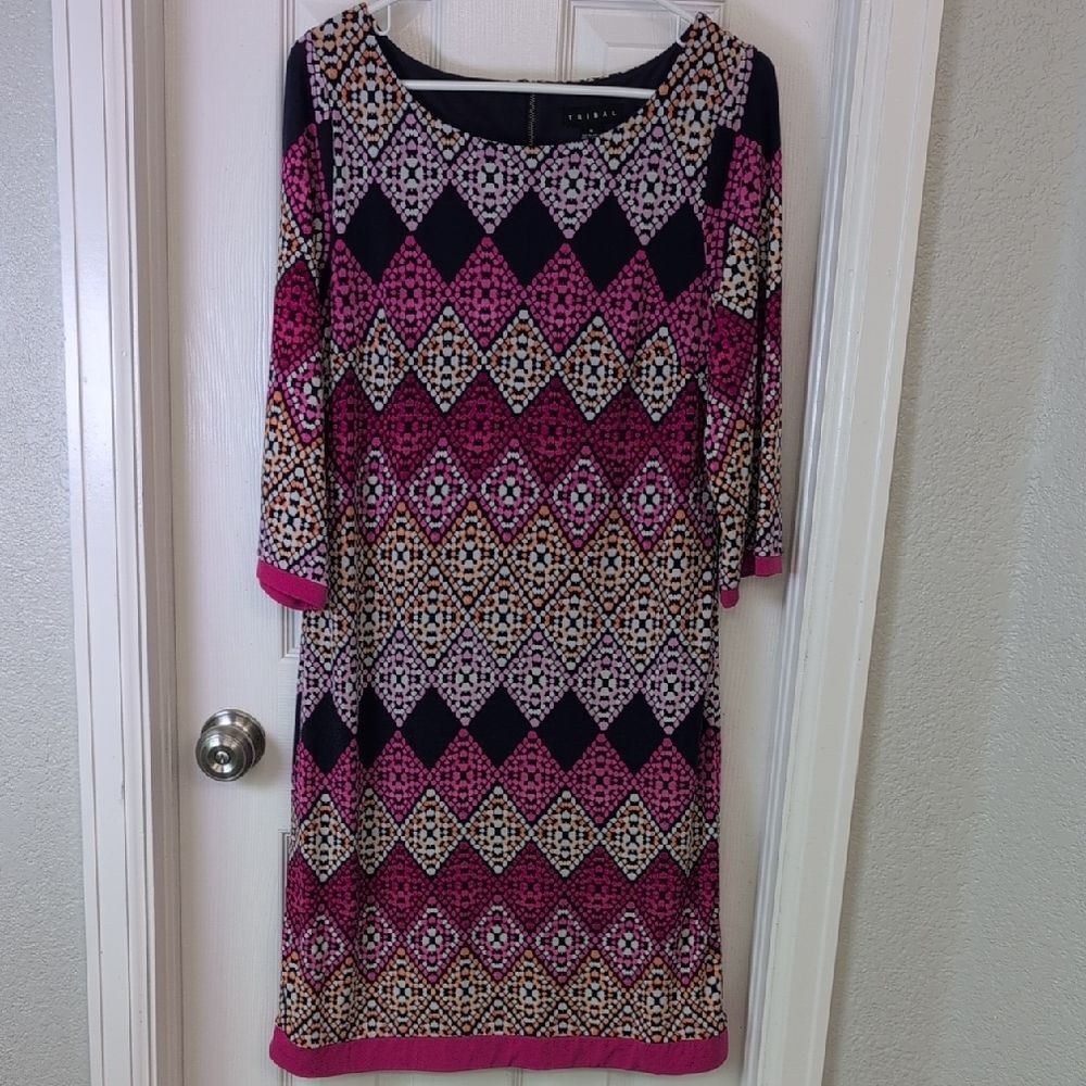Tribal Long Sleeve Geometric Pattern Dress in Pink and Black